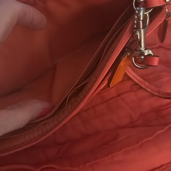 Coach Cream and Red Clutch with Signature Design - Picture 6 of 9